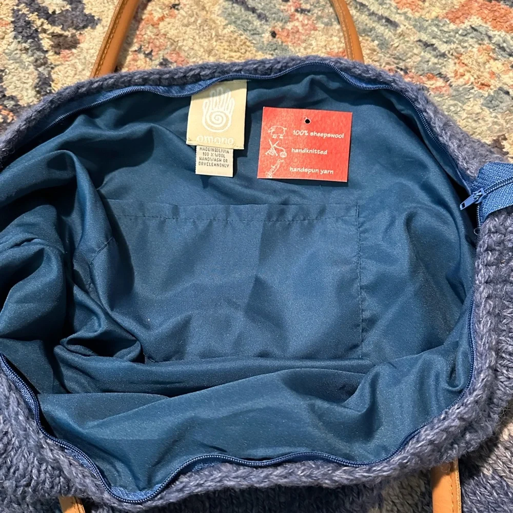 Amano Handmade Wool Tulip Bag - Picture 3 of 5